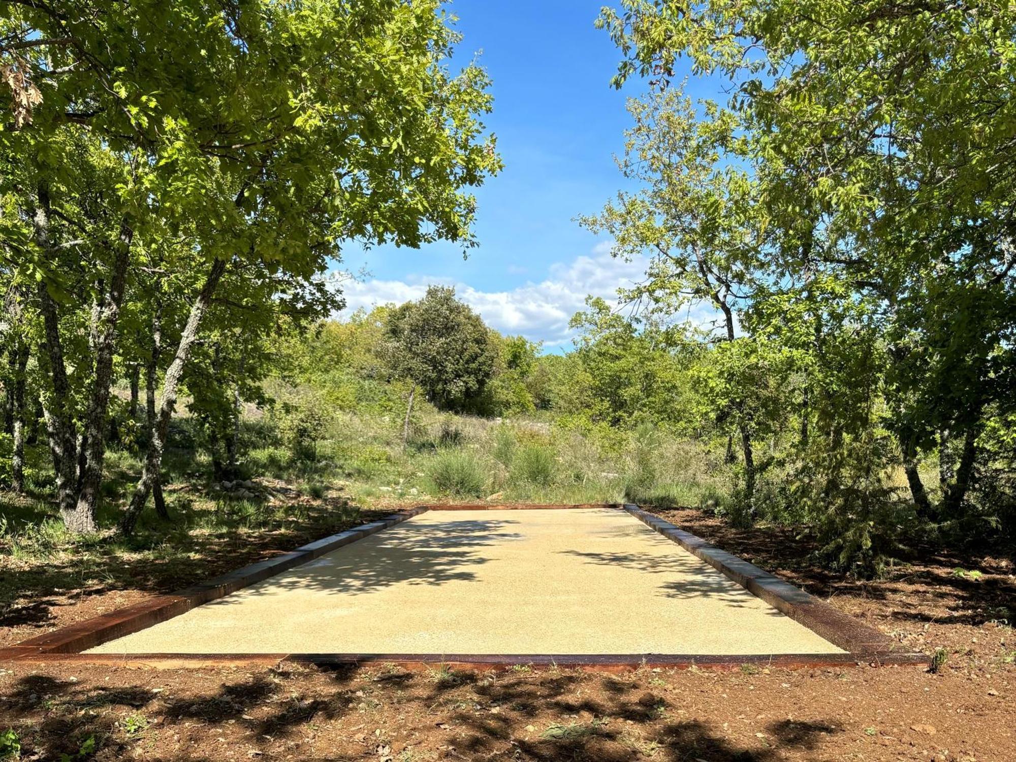 הוילה Bastide De Viens - Vue Luberon, Piscine Chauffee, Boulodrome מראה חיצוני תמונה